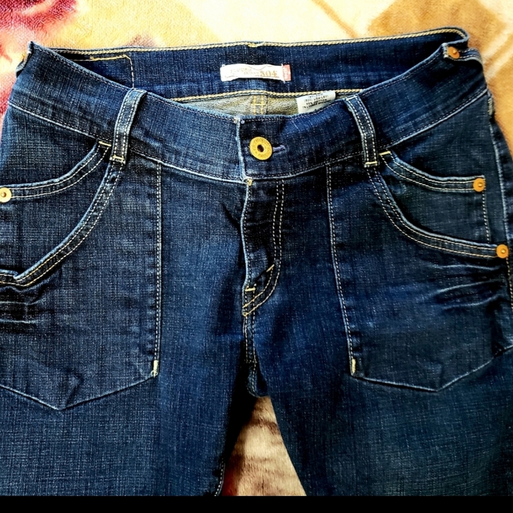 Levi Slouch Skinny 504 Jeans